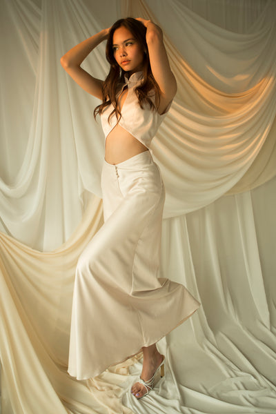 【Sinoon】 Eyelet Ribbon Sleeveless Dress /追跡付 SINOON ｜시눈 공식 온라인 스토어
